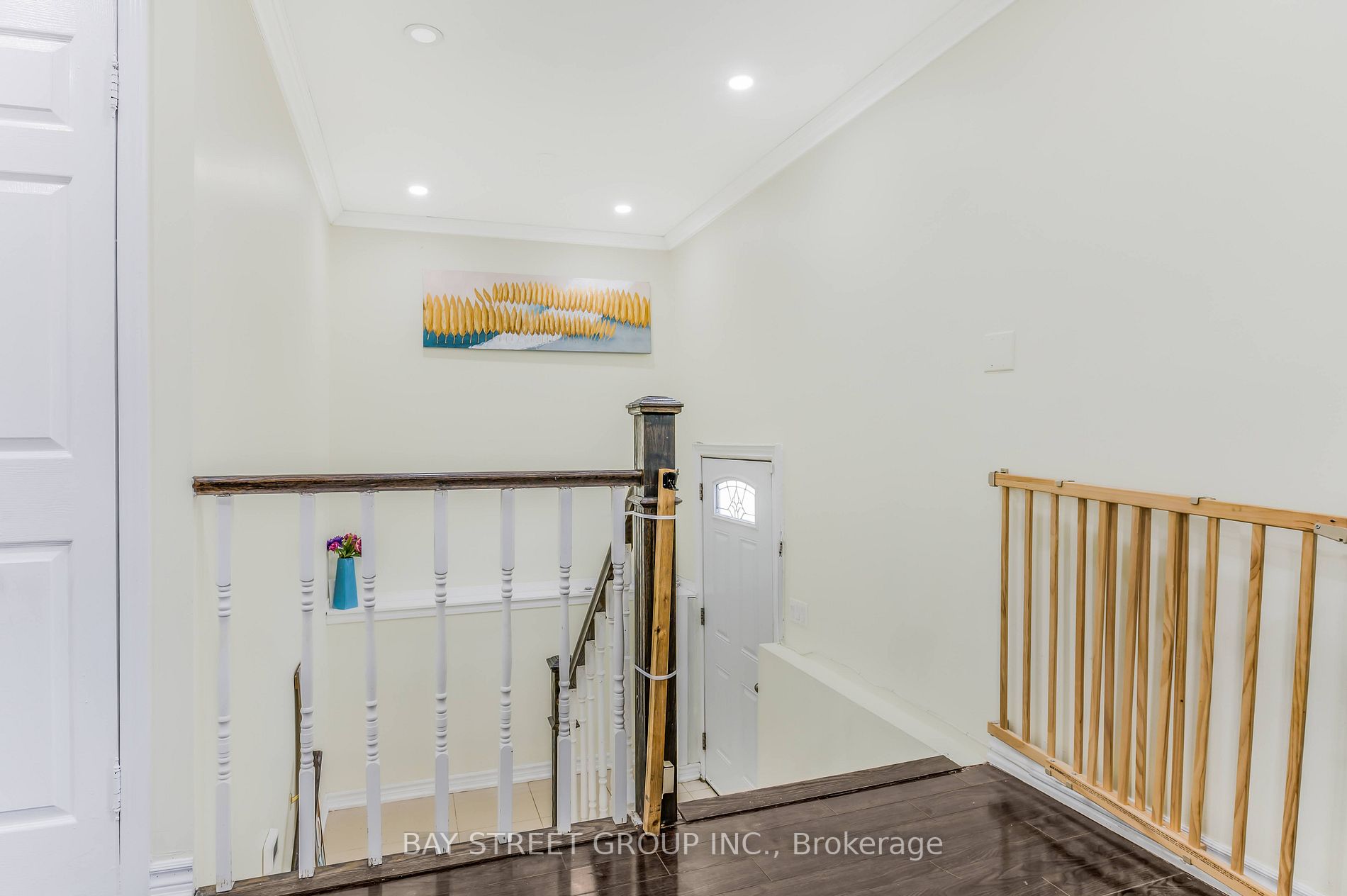 15 Bruce Beer Dr