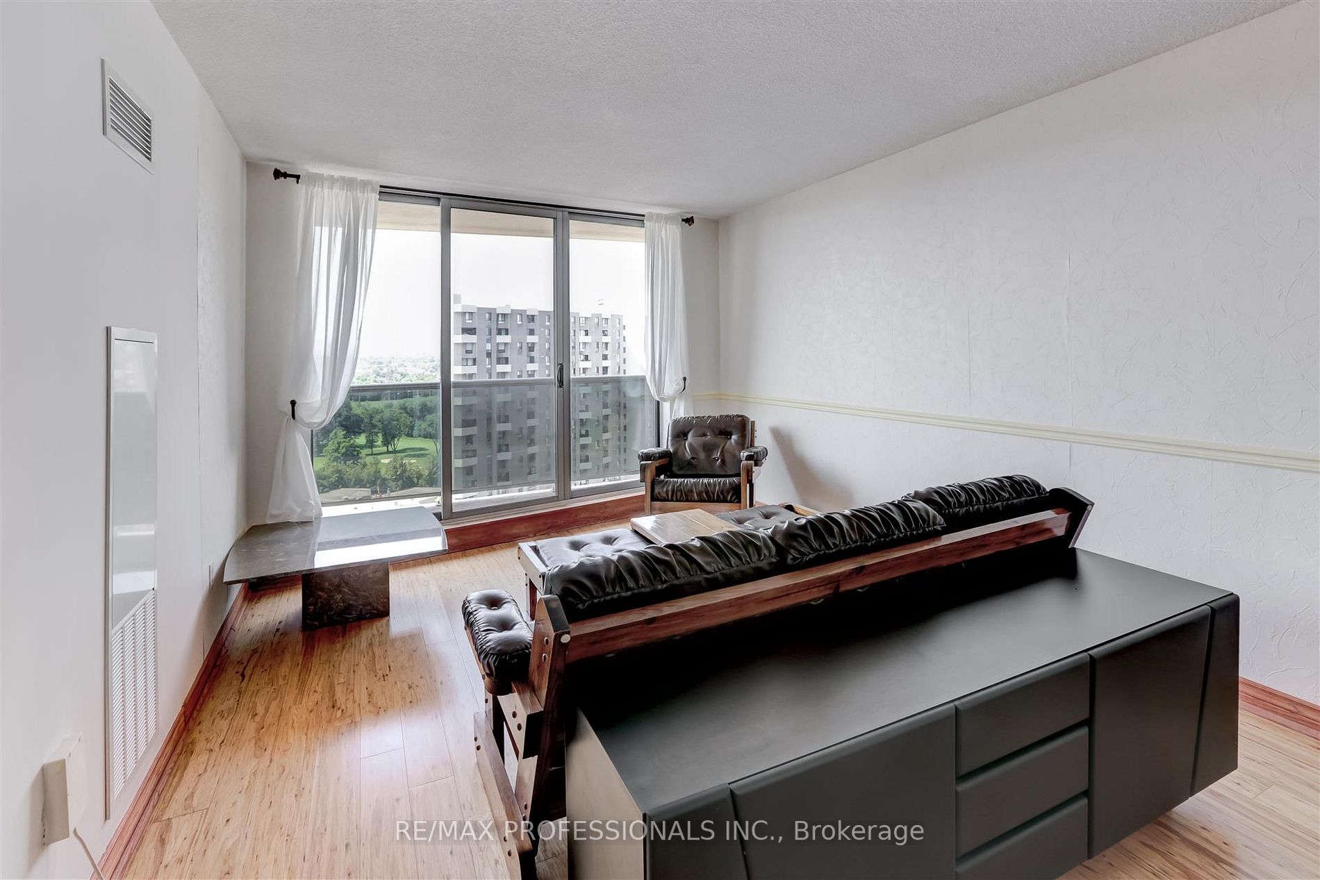 299 Mill Rd, #1509