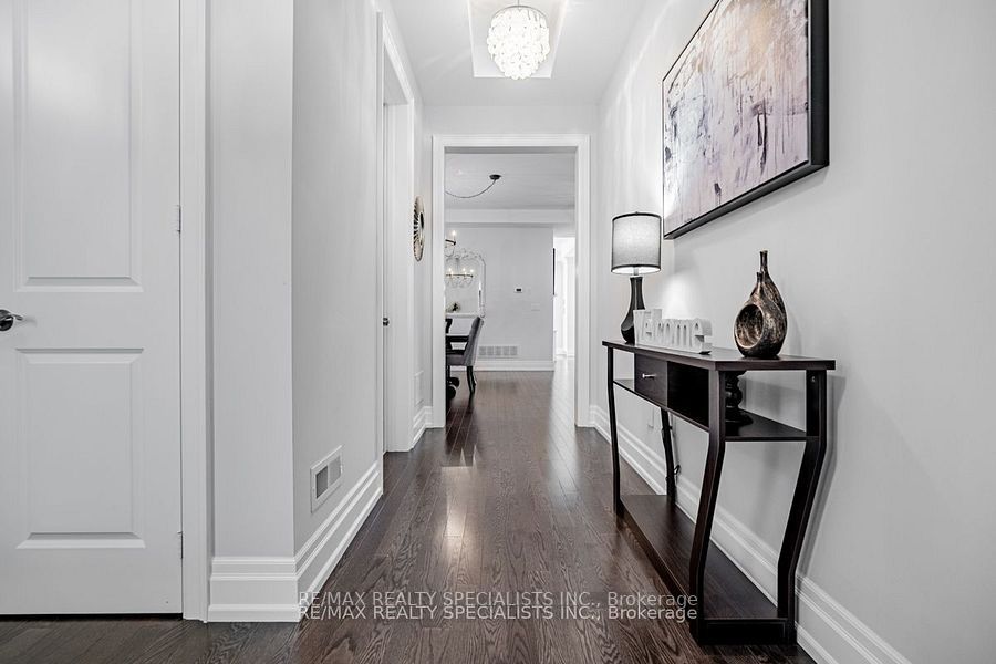 Listing W6718602 - Large Photo # 4