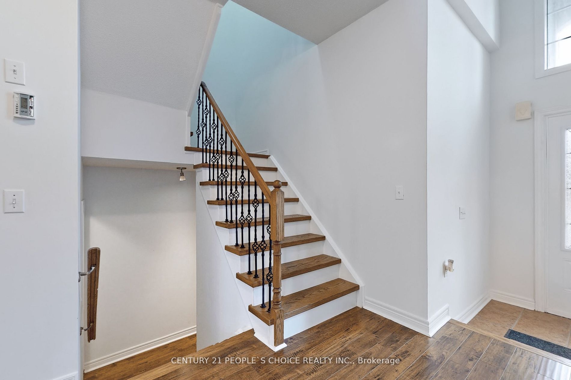 920 Ledbury Crescent