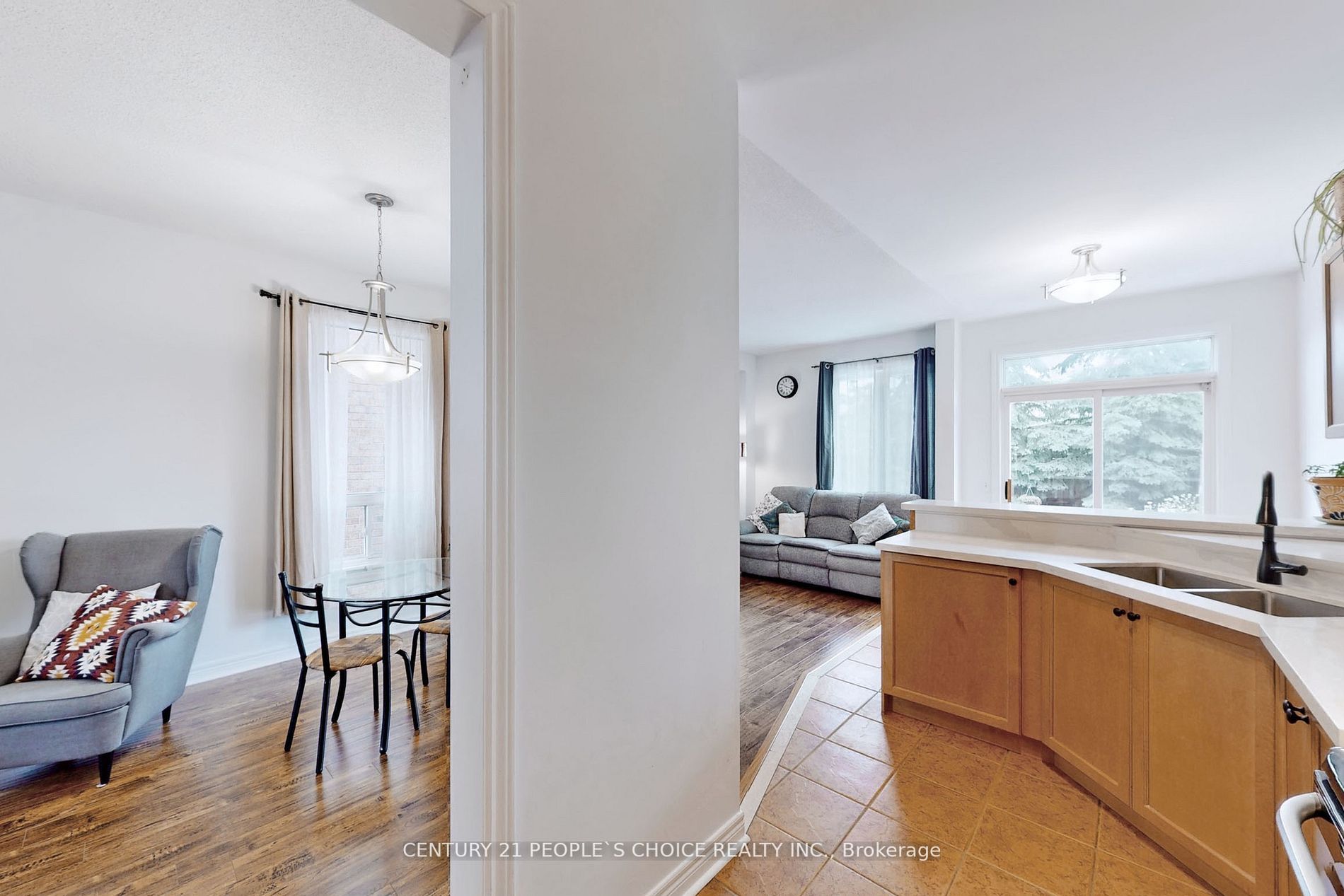 920 Ledbury Crescent