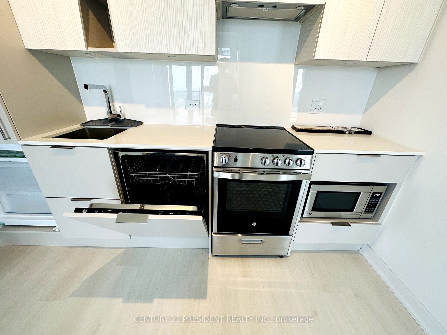 3900 Confederation Pkwy, #4301