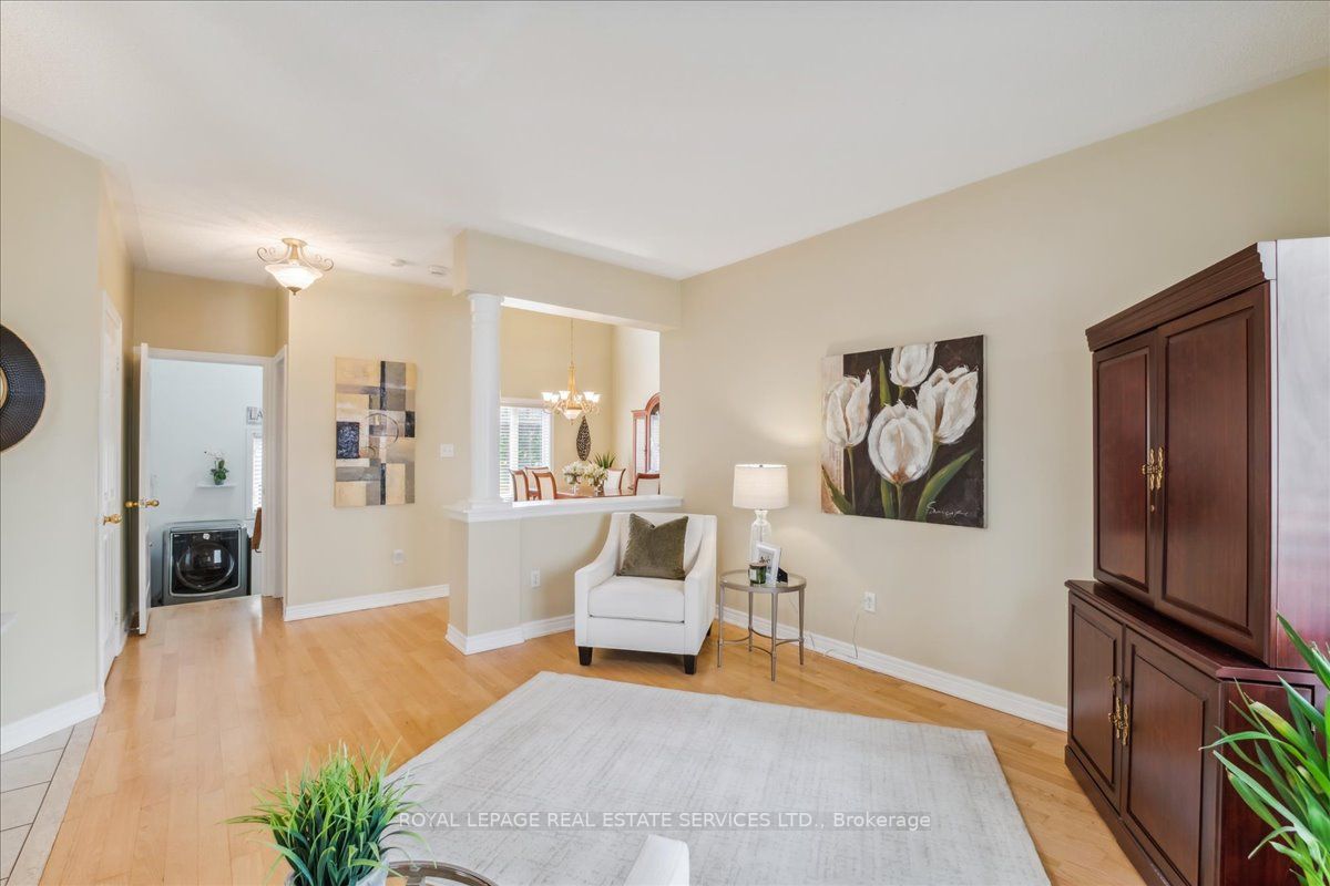 7434 Glamorgan Way
