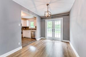 59 Mccraney Street W