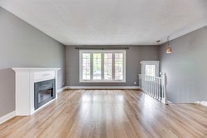59 Mccraney Street W