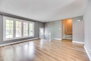 59 Mccraney Street W