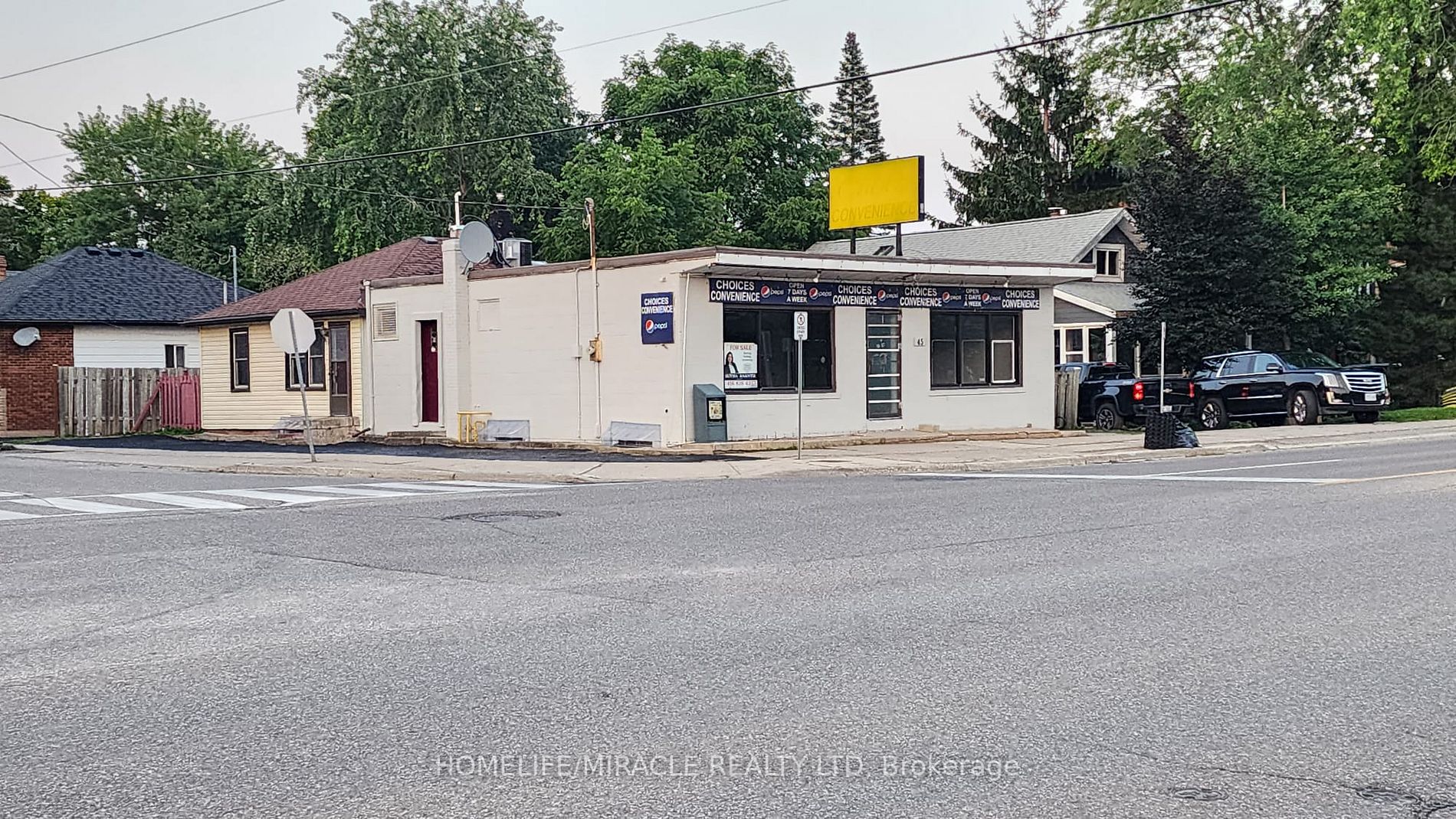 45 Main Street N