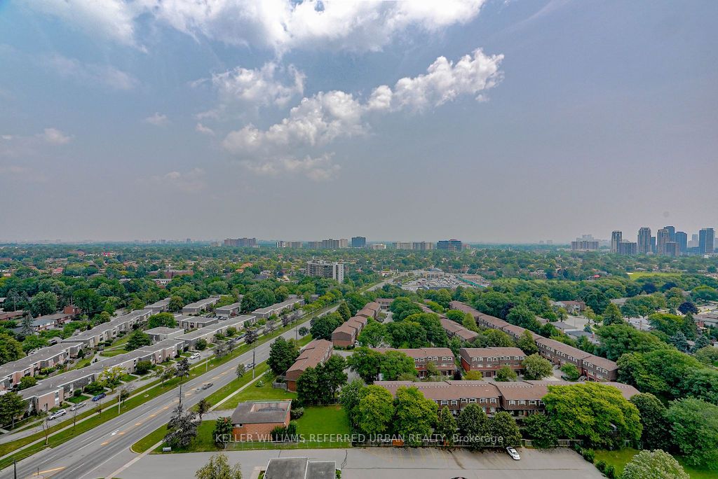 812 Burnhamthorpe Rd, #Ph04
