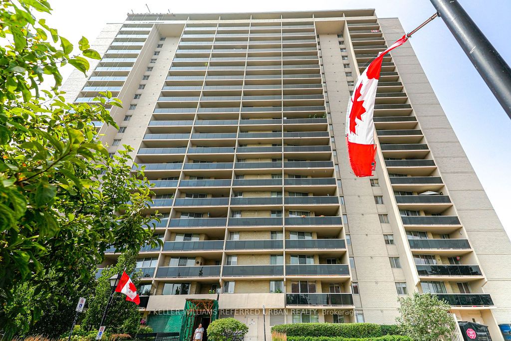 812 Burnhamthorpe Rd, #Ph04