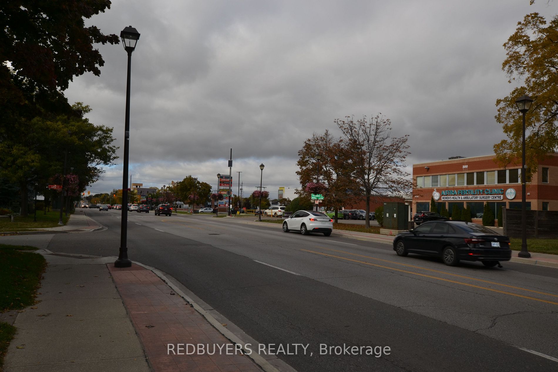 281 Main St N