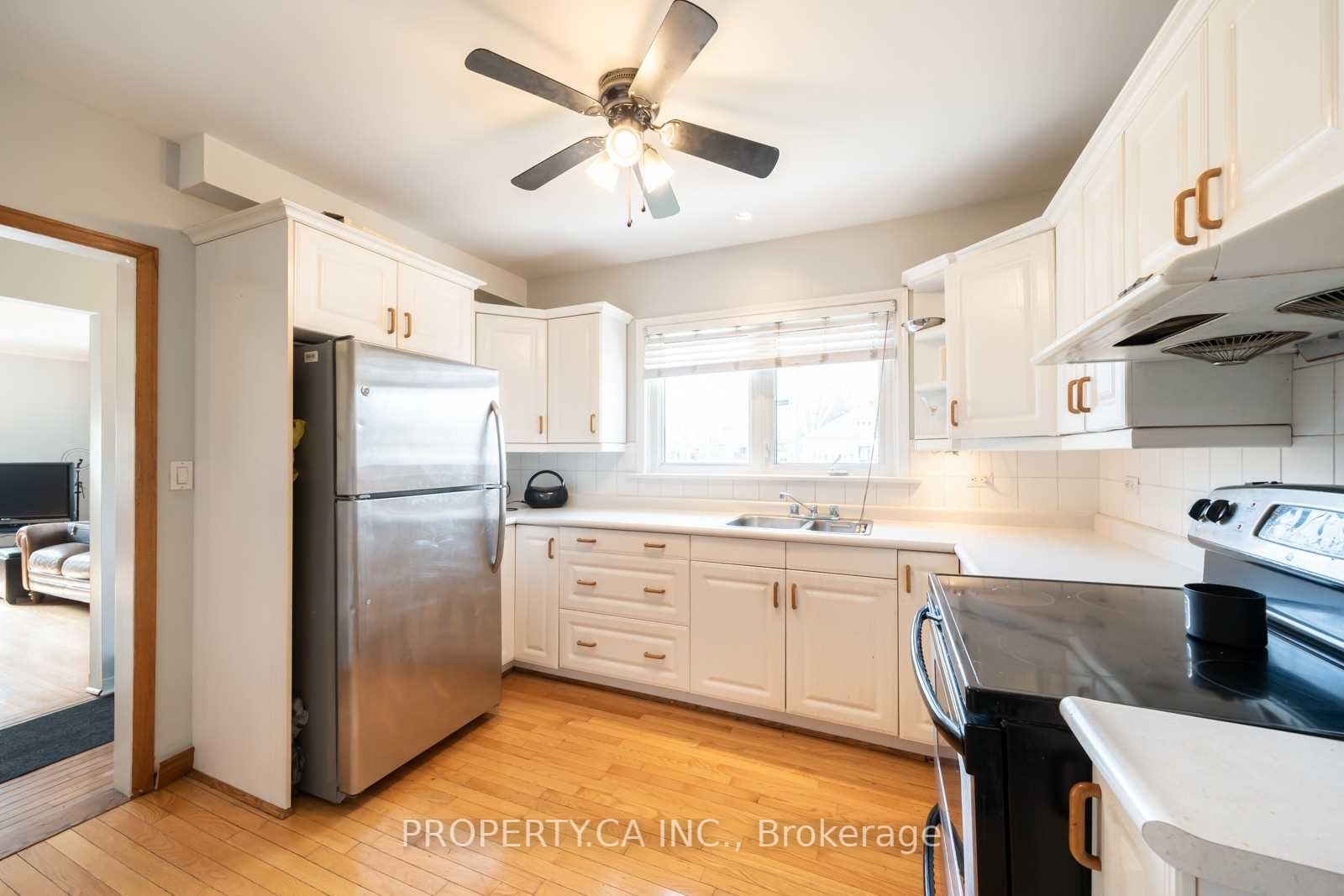1079 Deta Rd