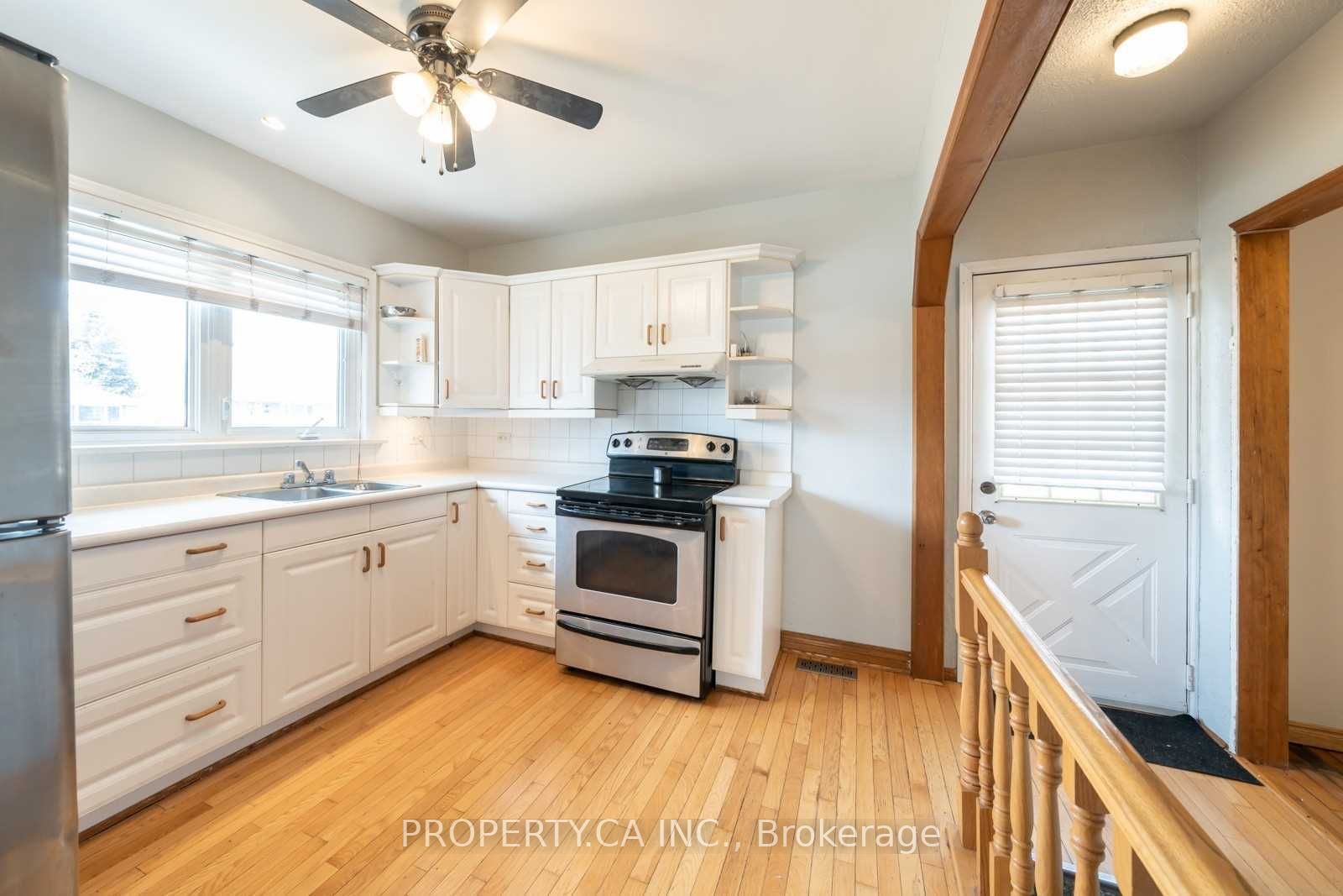 1079 Deta Rd