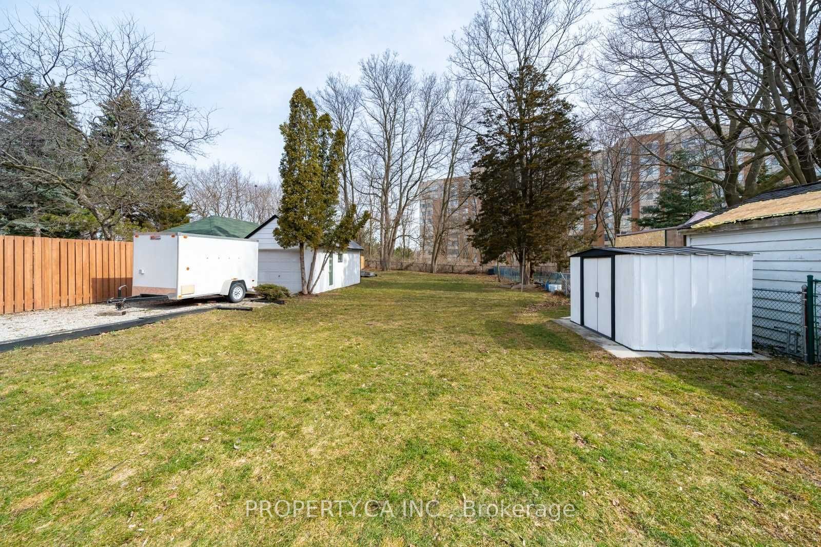 1079 Deta Rd