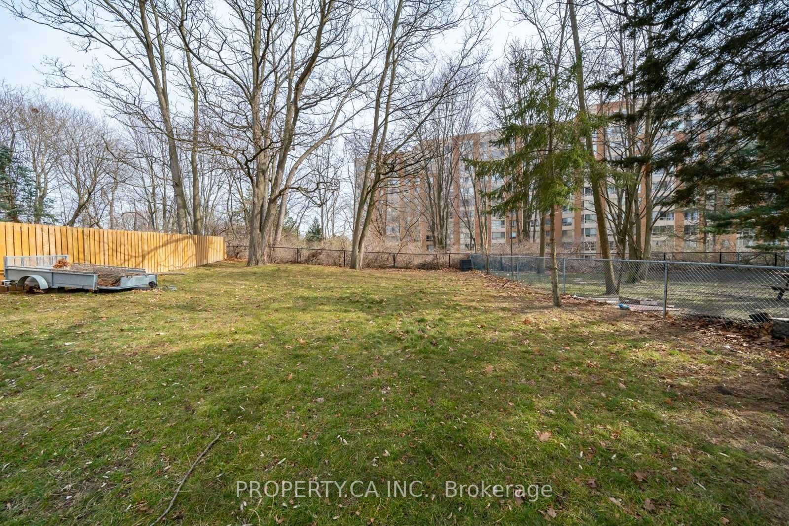 1079 Deta Rd