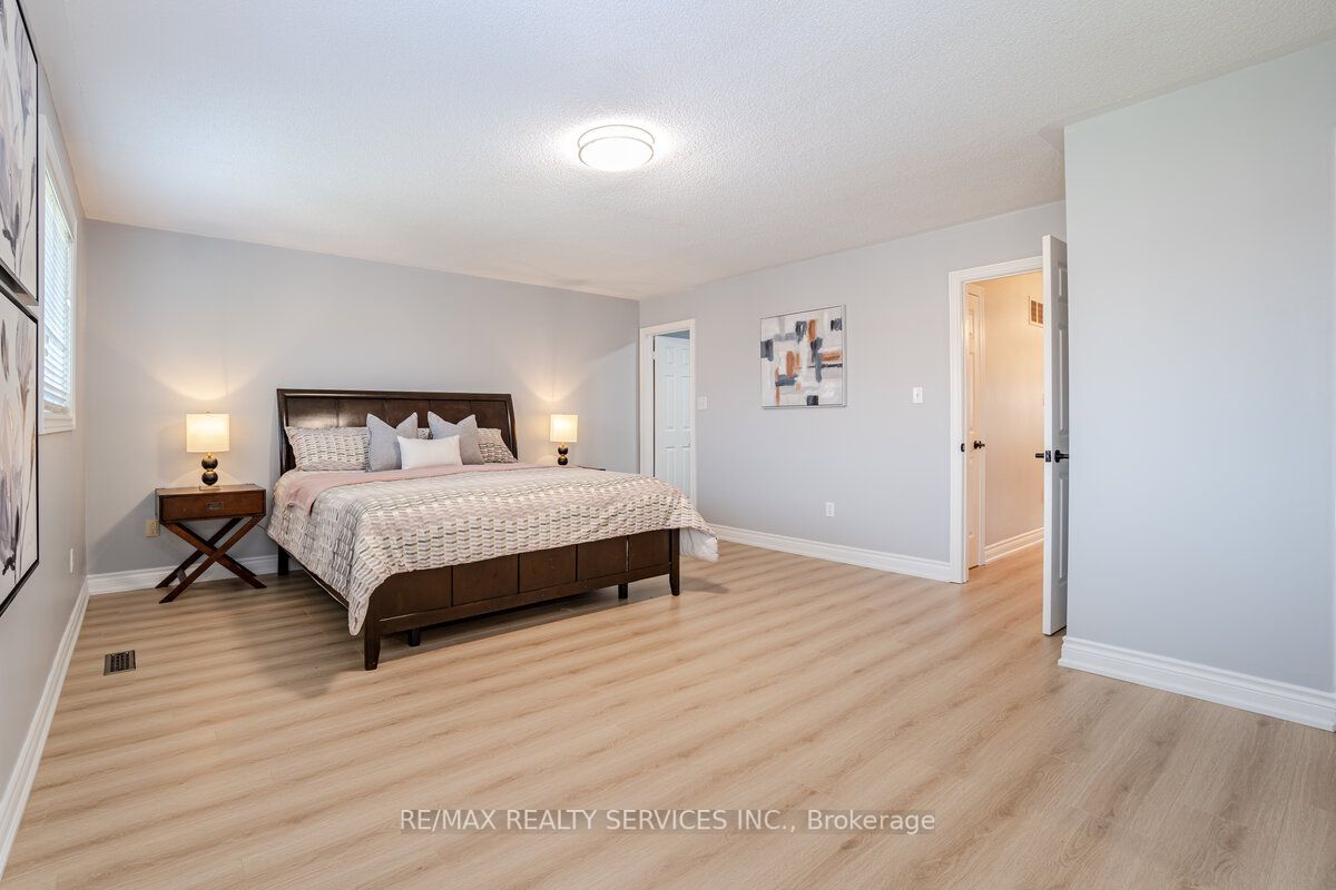 7031 Graydon Court