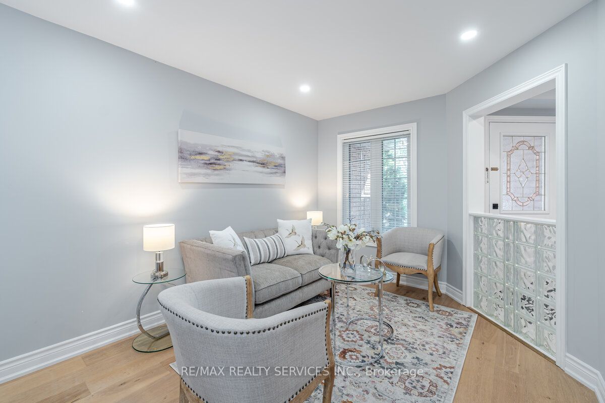 7031 Graydon Court
