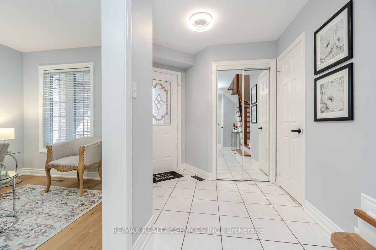 7031 Graydon Court