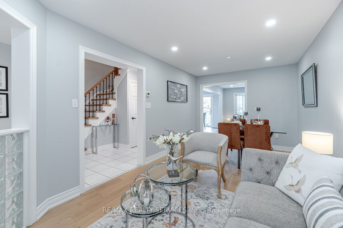 7031 Graydon Court