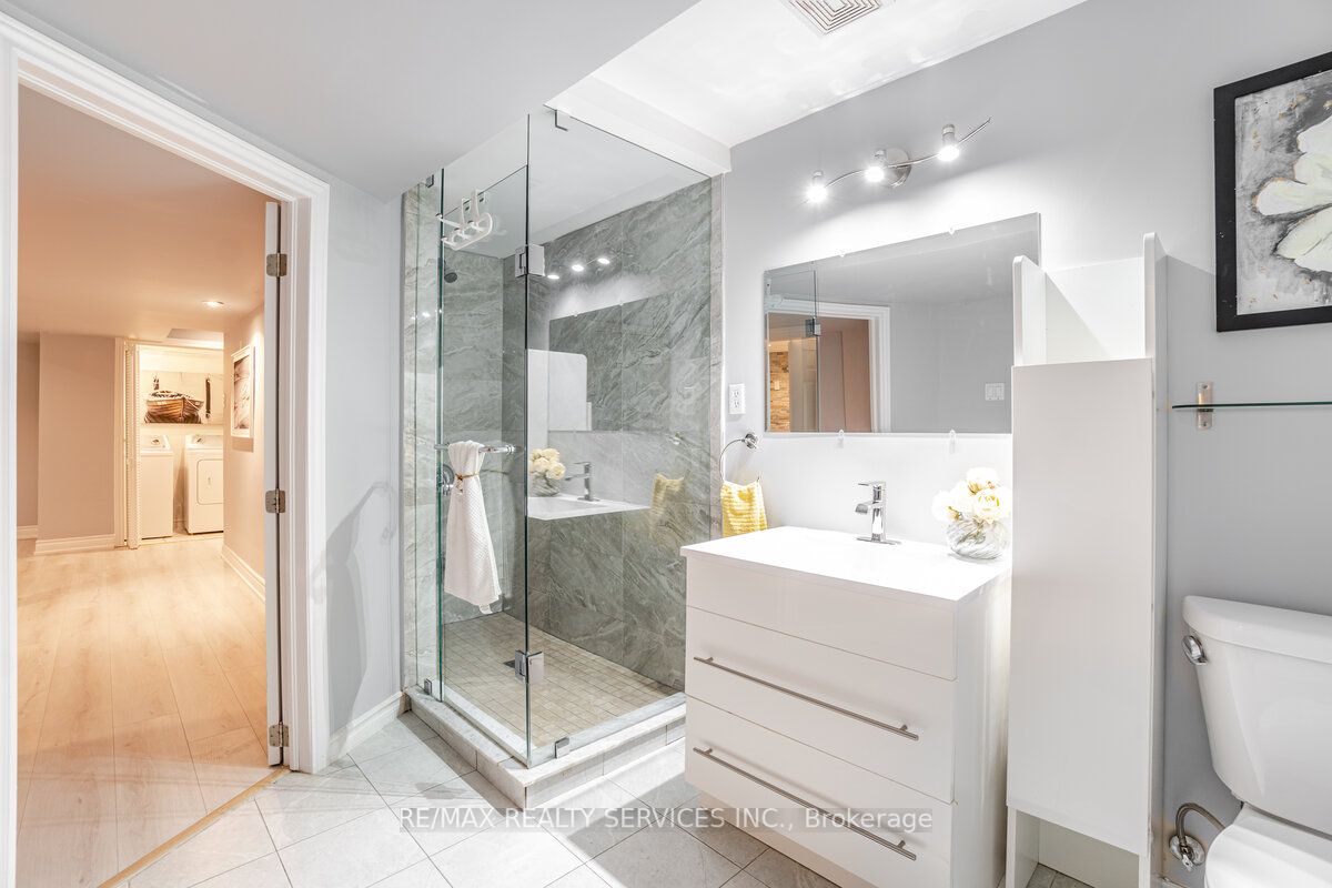 7031 Graydon Court