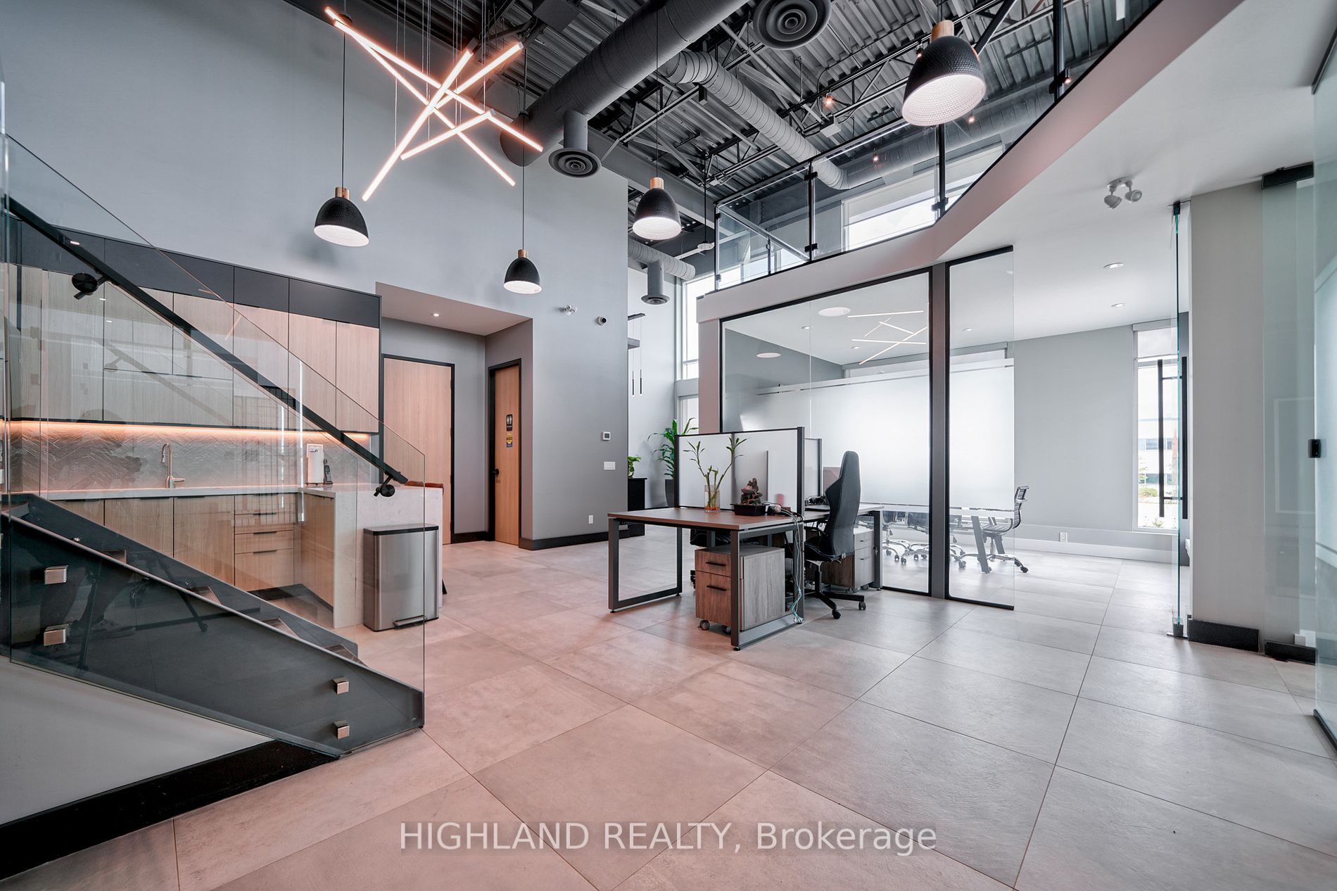 2578 Bristol Circ, #17