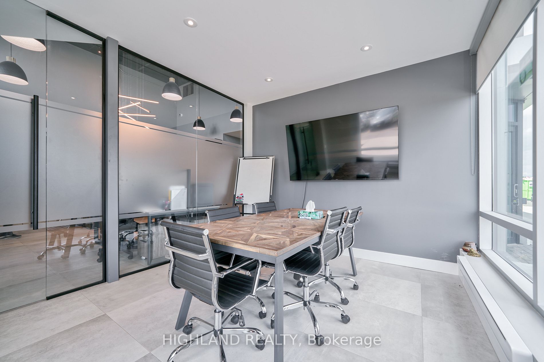 2578 Bristol Circ, #17