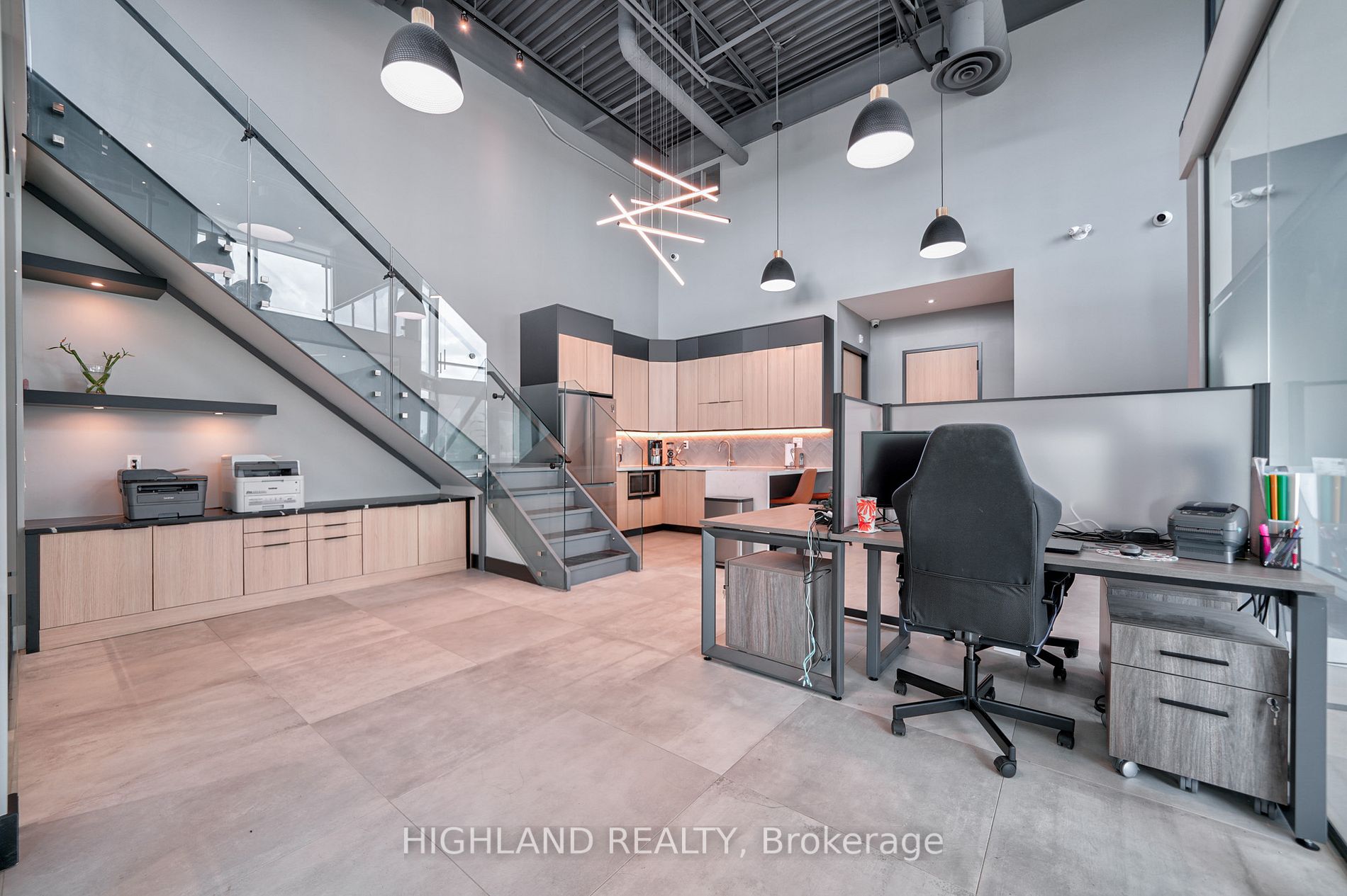2578 Bristol Circ, #17