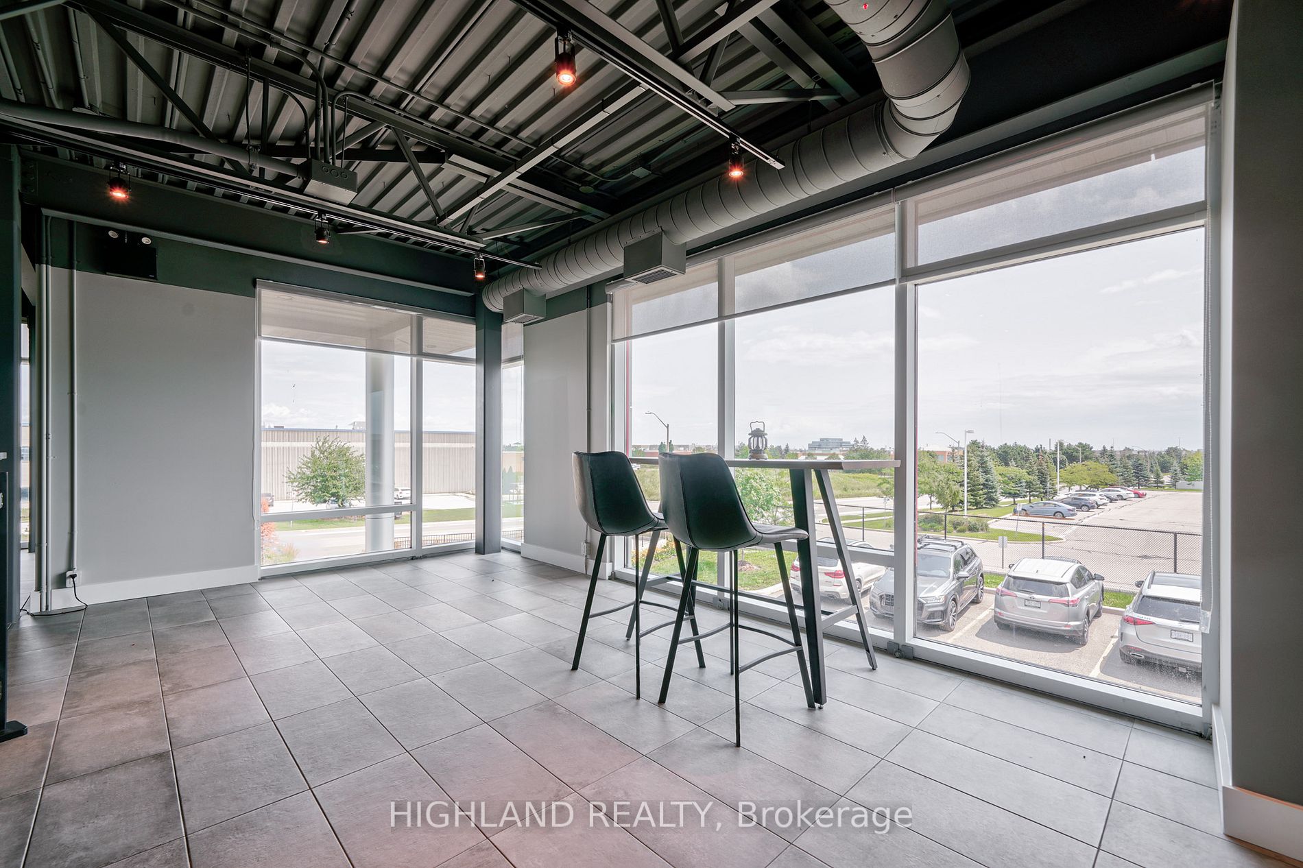 2578 Bristol Circ, #17