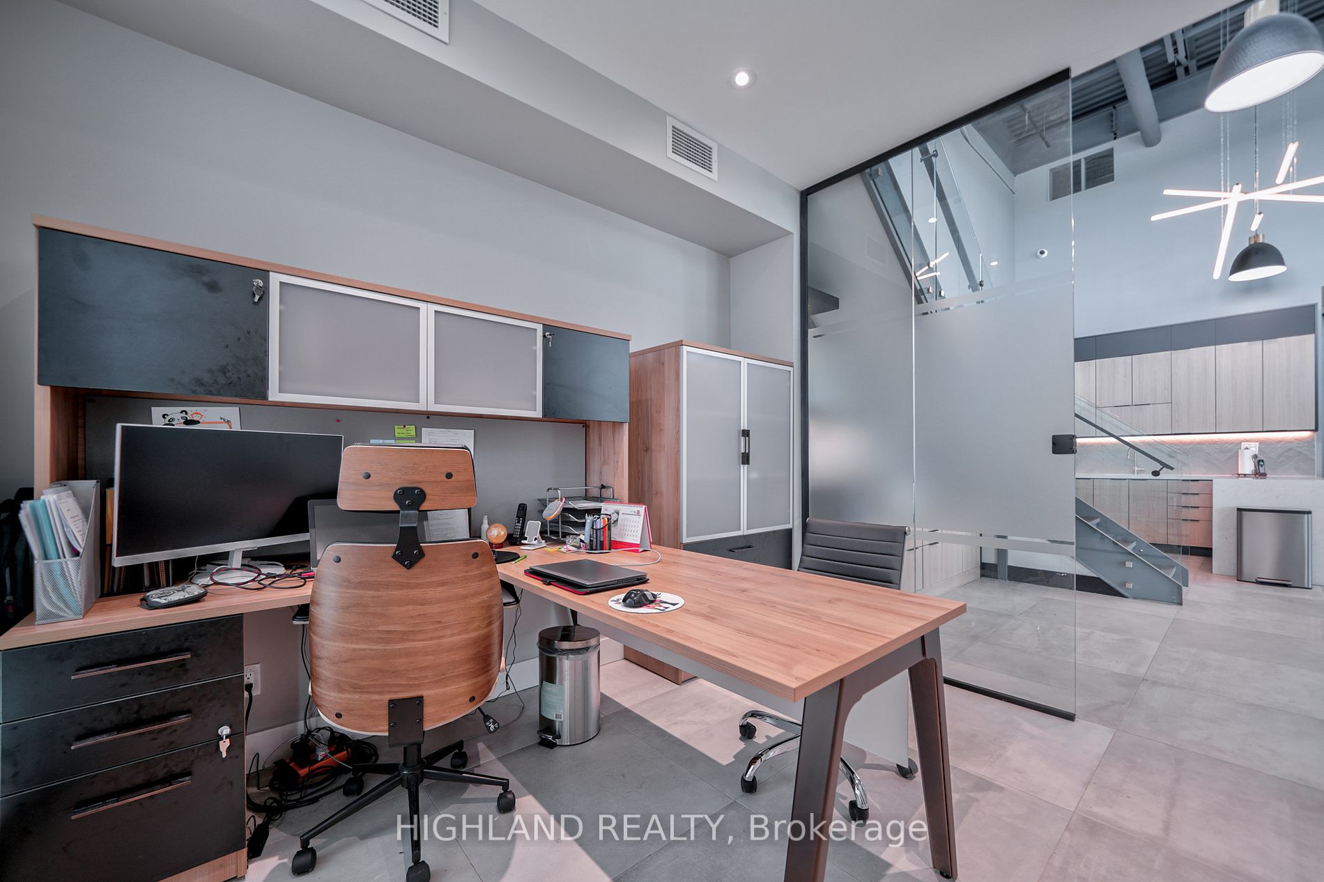 2578 Bristol Circ, #17