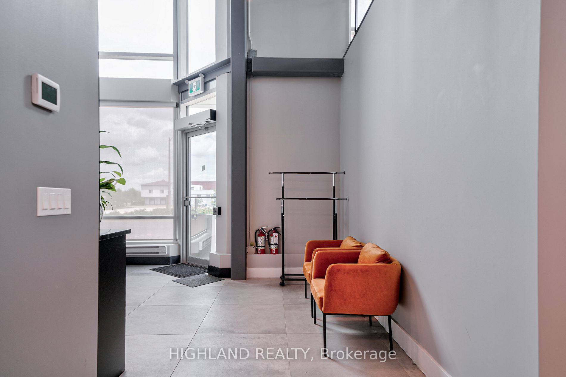2578 Bristol Circ, #17