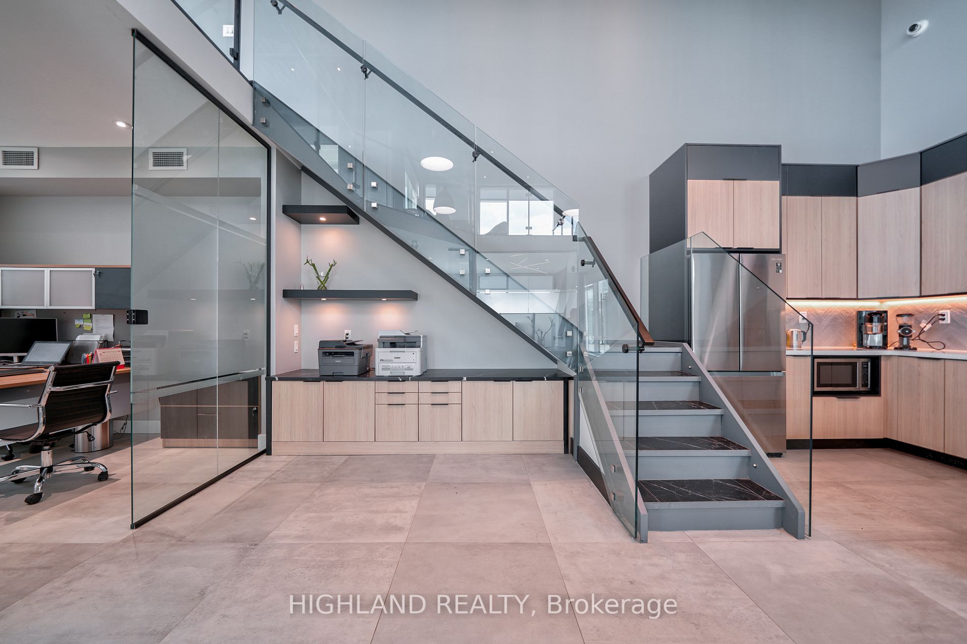 2578 Bristol Circ, #17