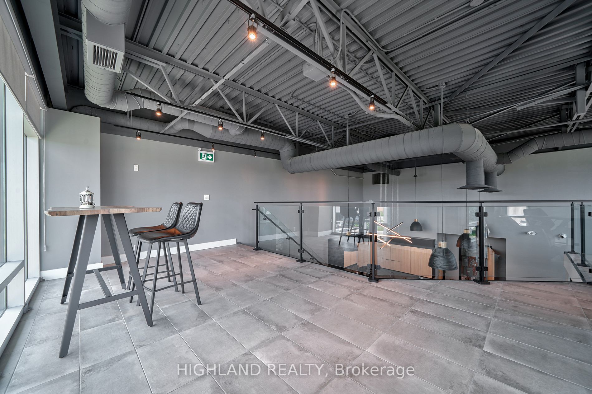 2578 Bristol Circ, #17