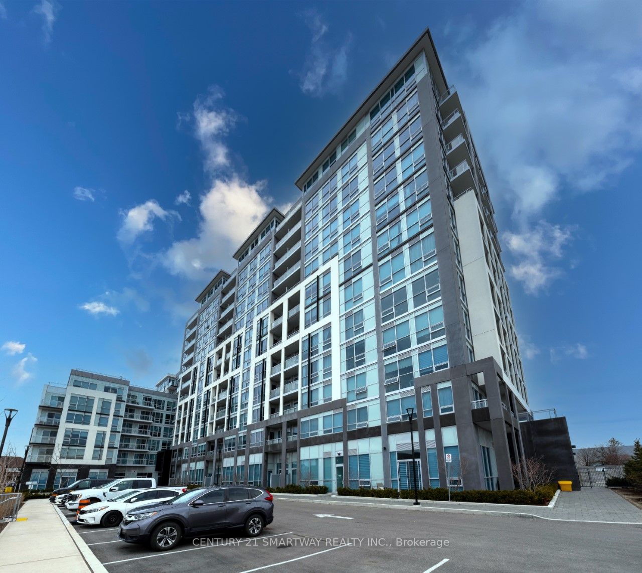 1050 Main Street E, #713