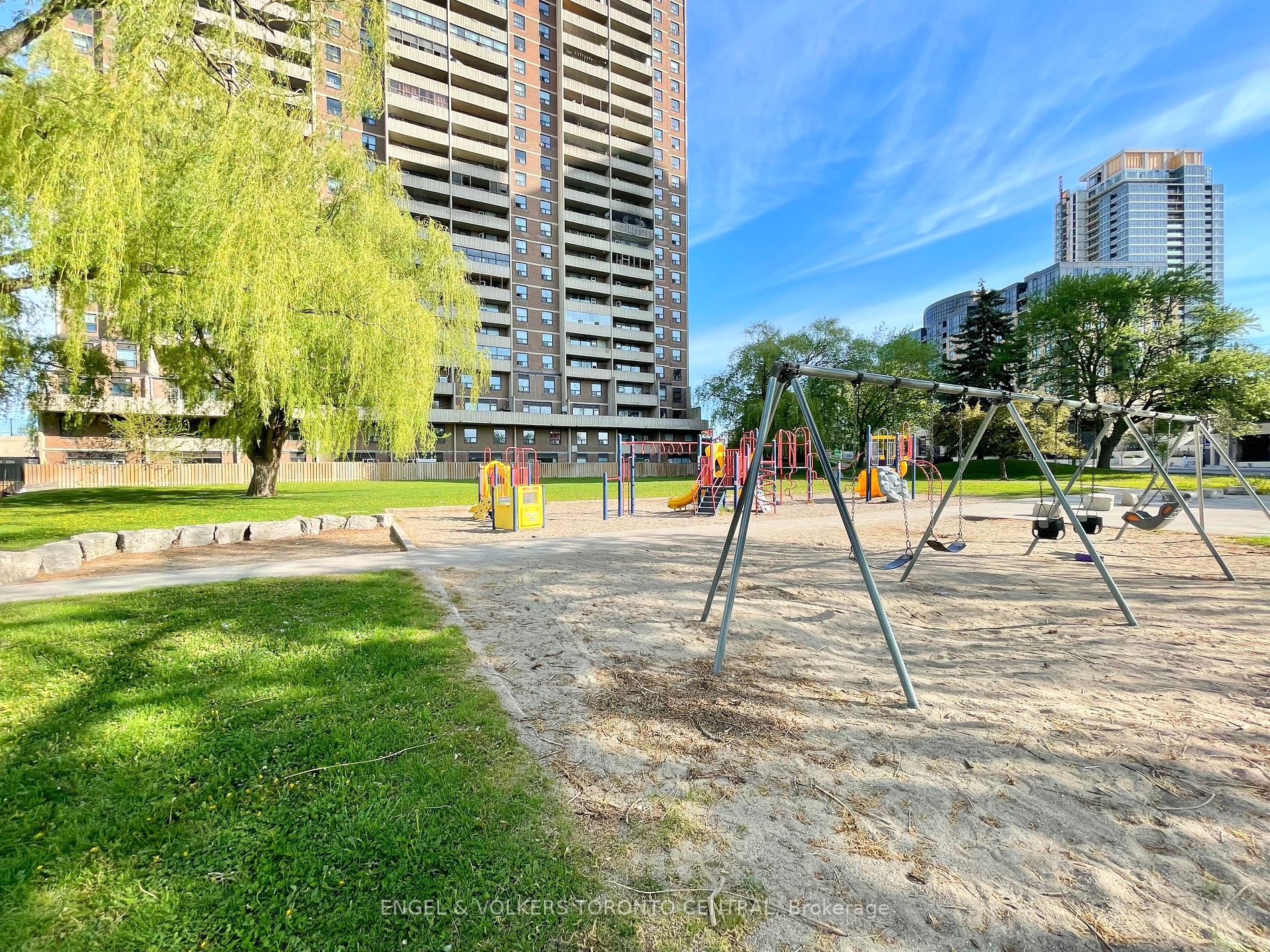 3390 Weston Road, #1003