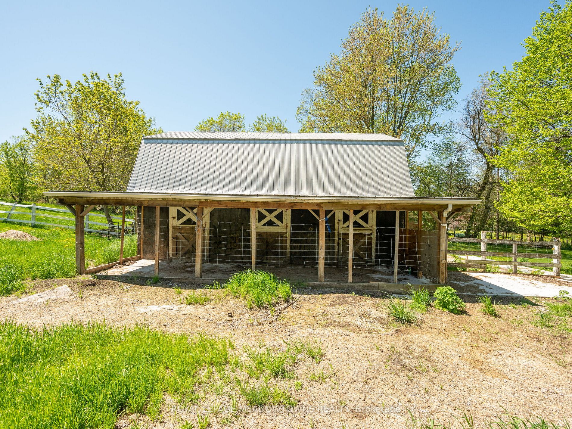 8283 Patterson Side Road