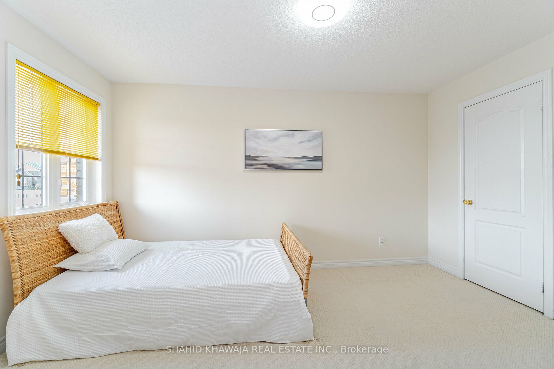 3392 Erin Centre Blvd