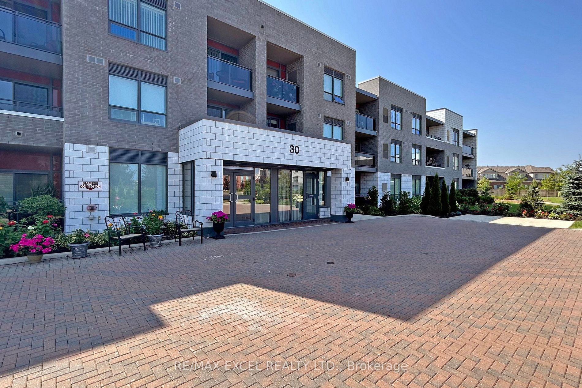 30 Via Rosedale N, #110