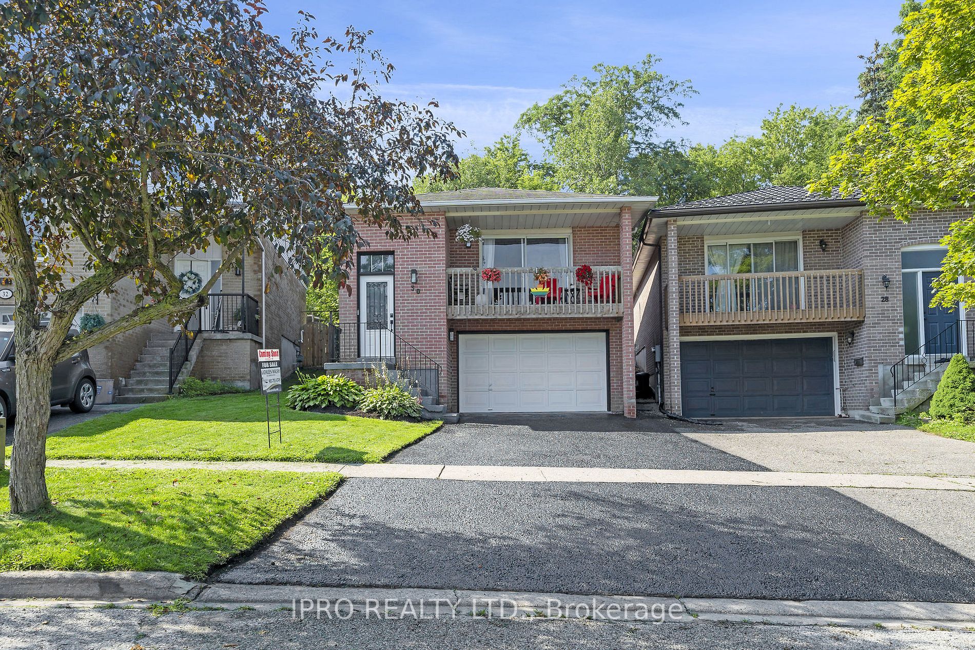 30 Rosset Valley Crt
