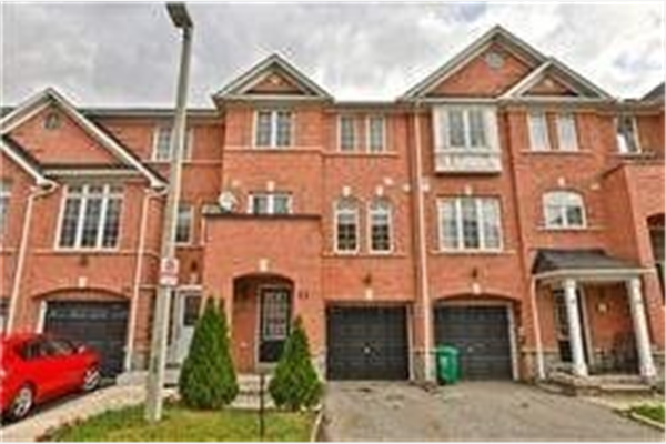 21 Axelrod Ave N, Brampton