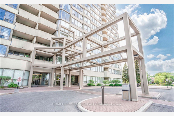 700 Constellation Dr, Mississauga