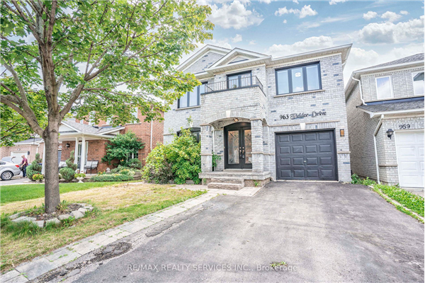 963 Fielder Dr, Mississauga