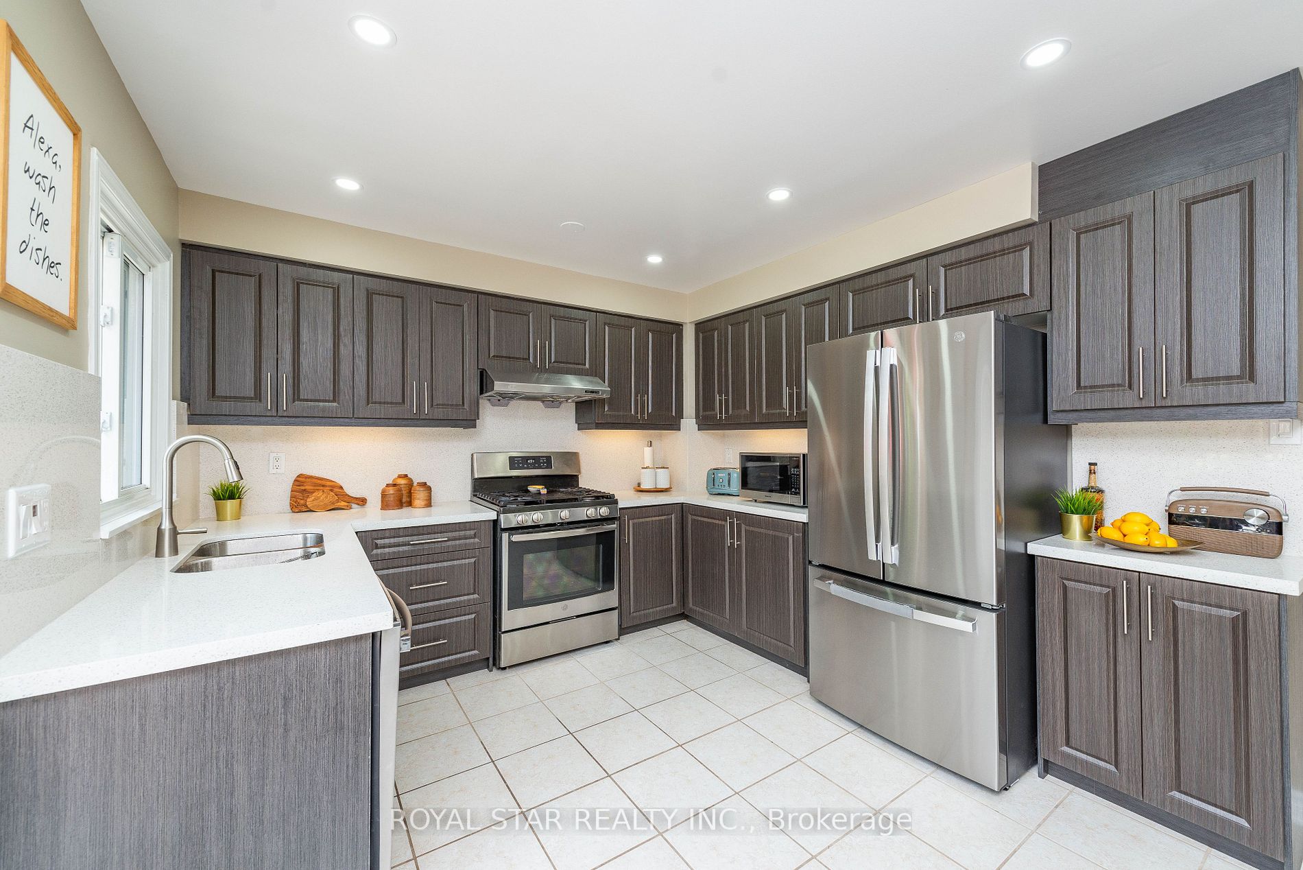 1 Nimrod Crescent