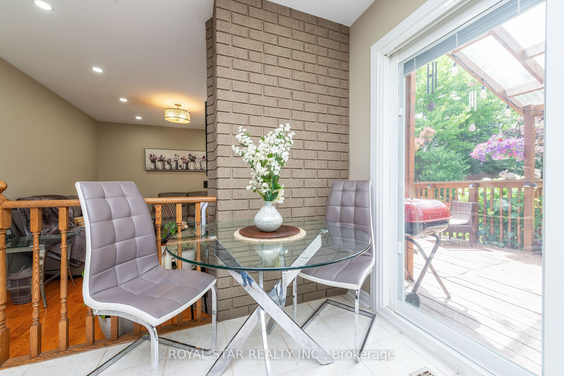 1 Nimrod Crescent