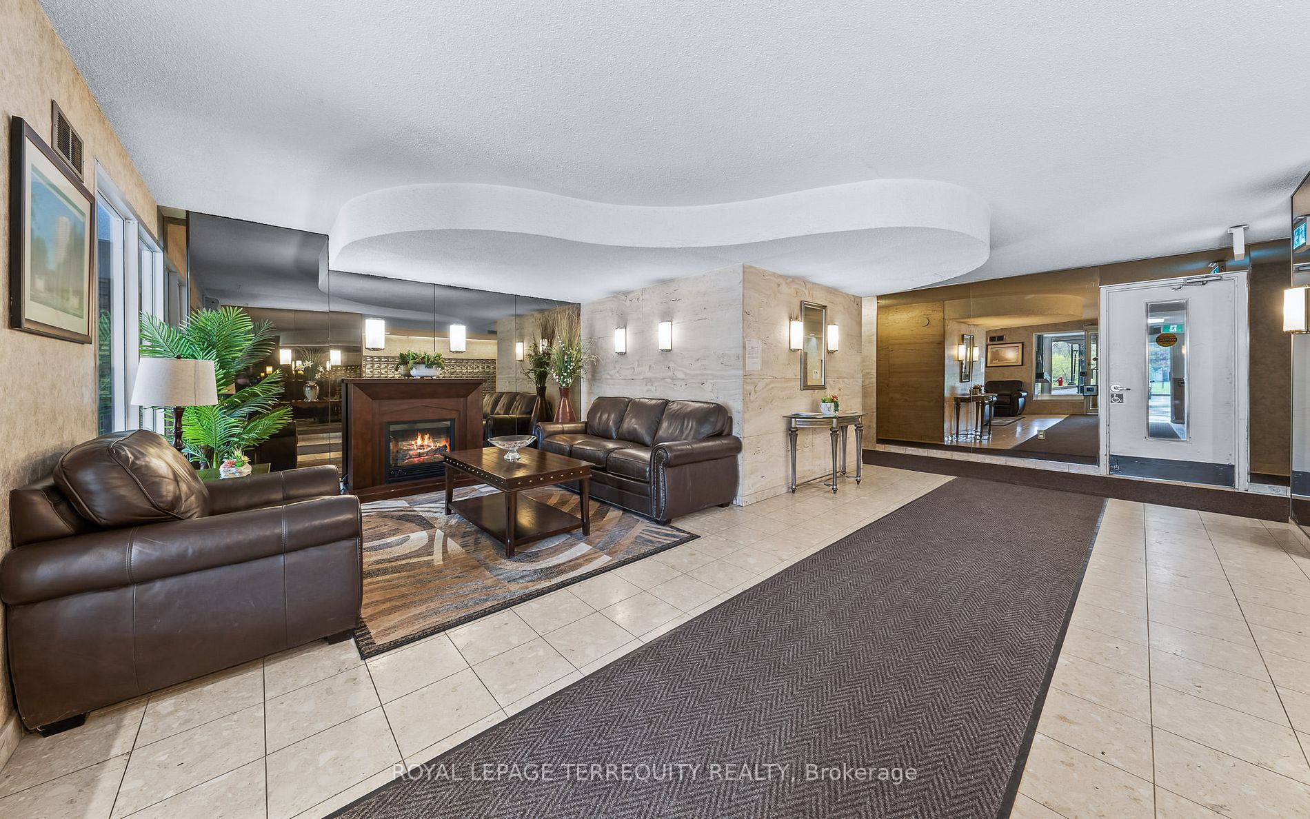 3100 Kirwin Ave, #2103