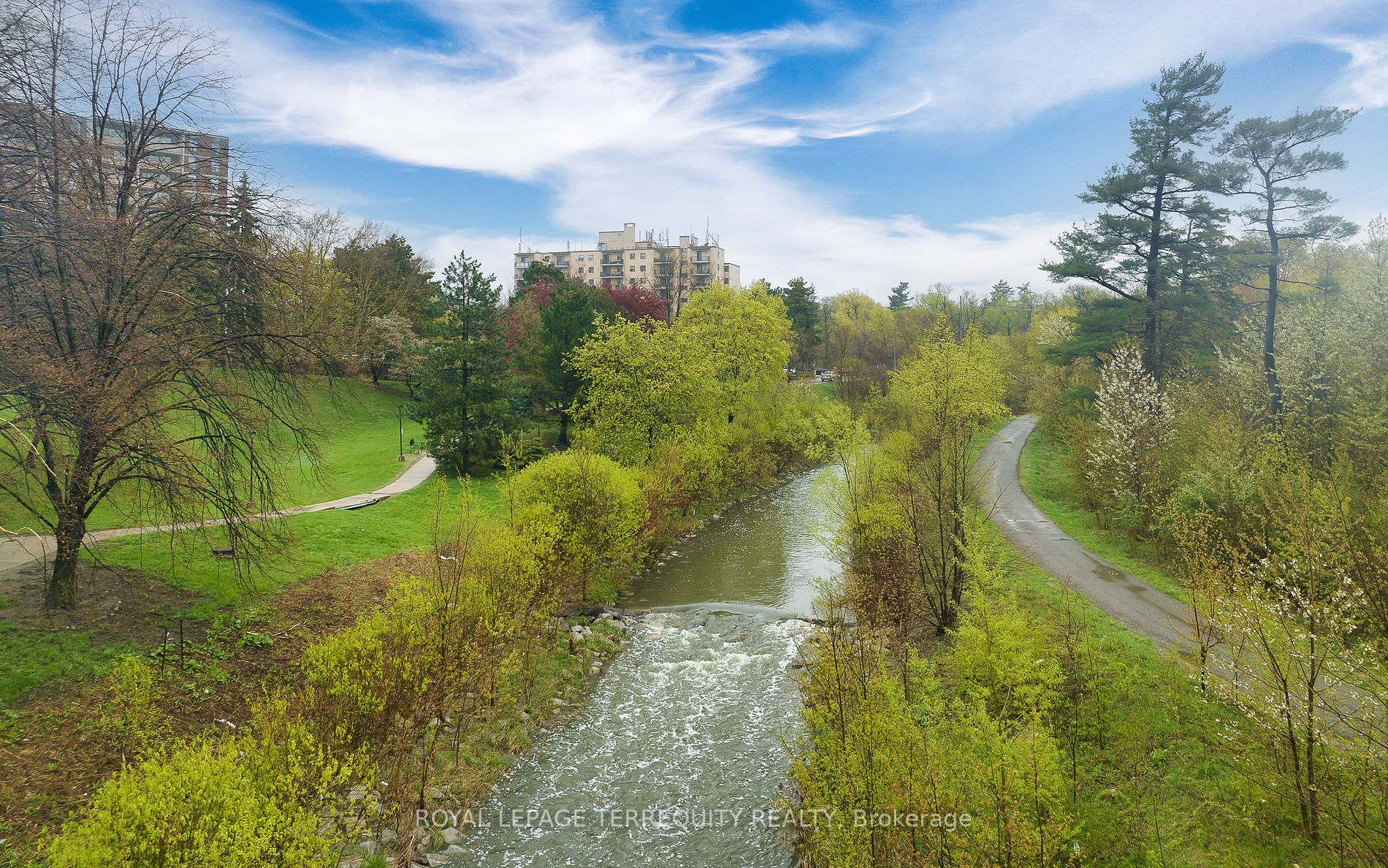 3100 Kirwin Ave, #2103