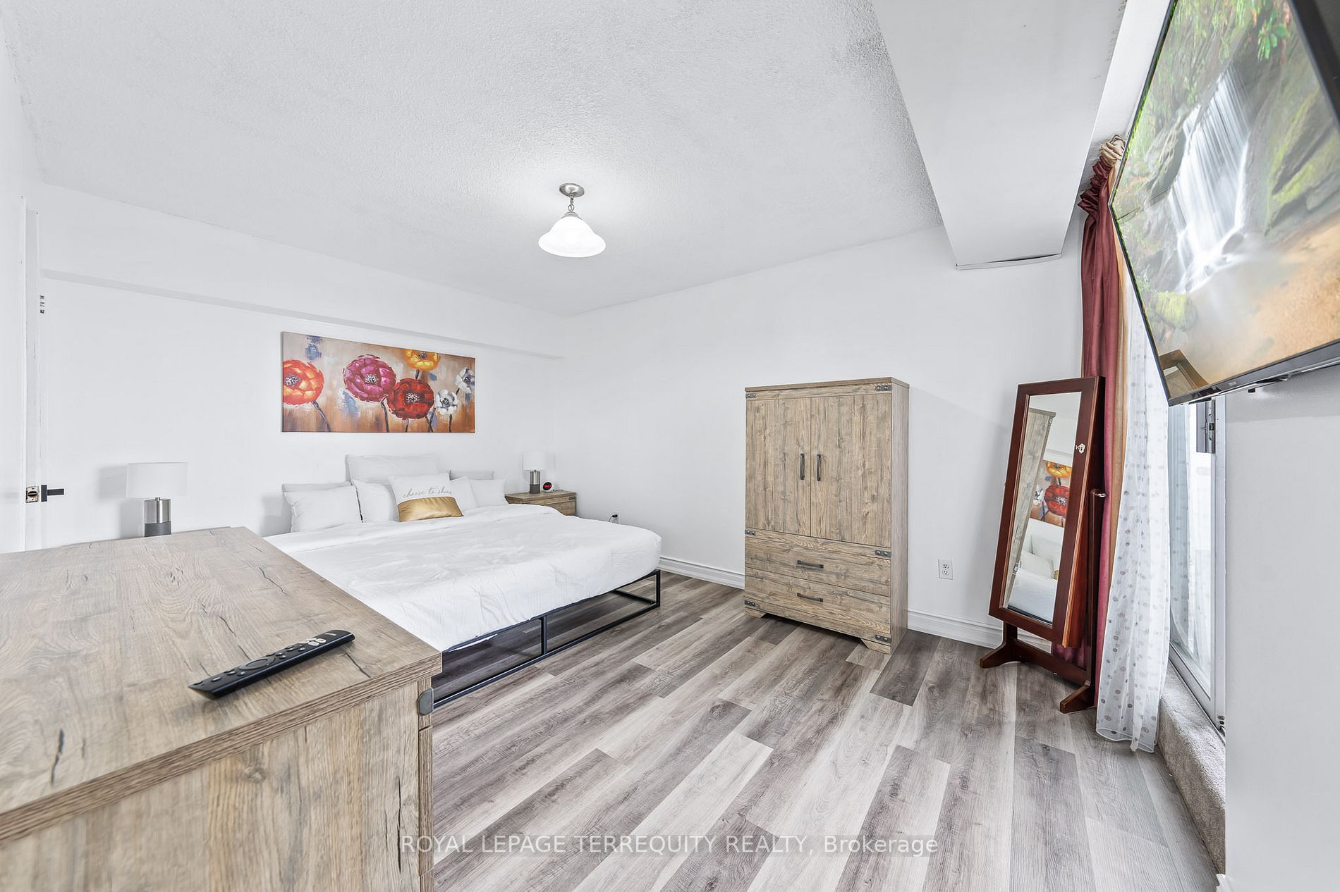 3100 Kirwin Ave, #2103