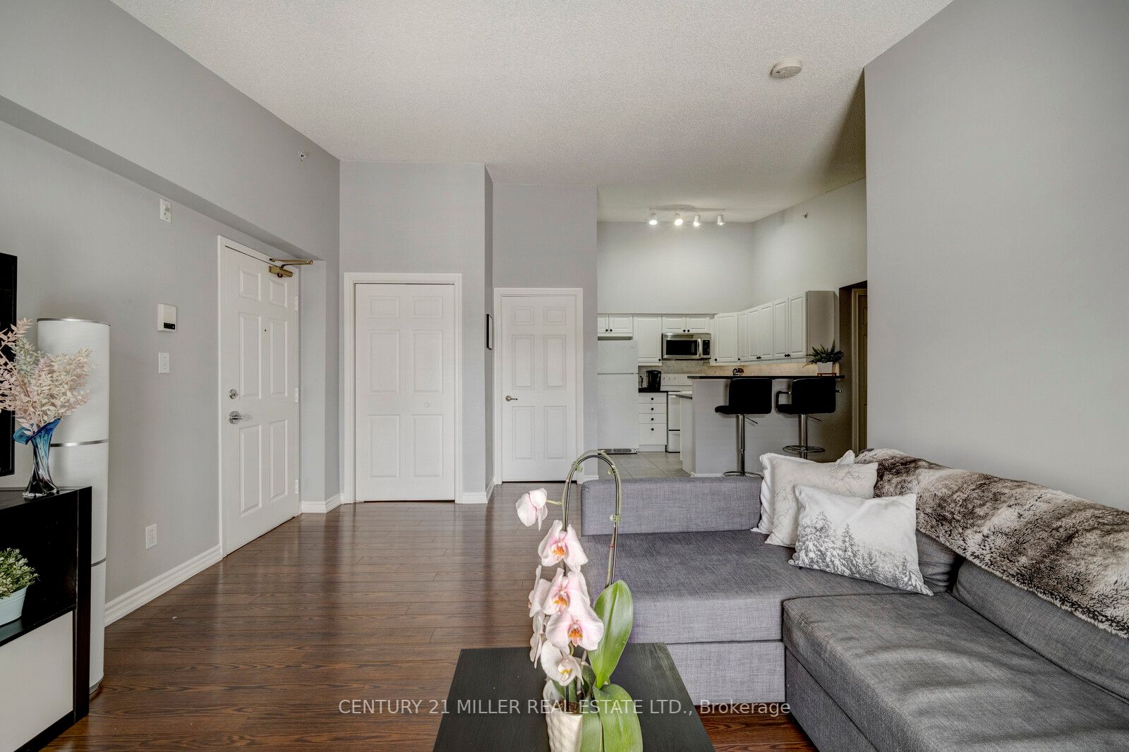 1490 Bishops Gate, #408