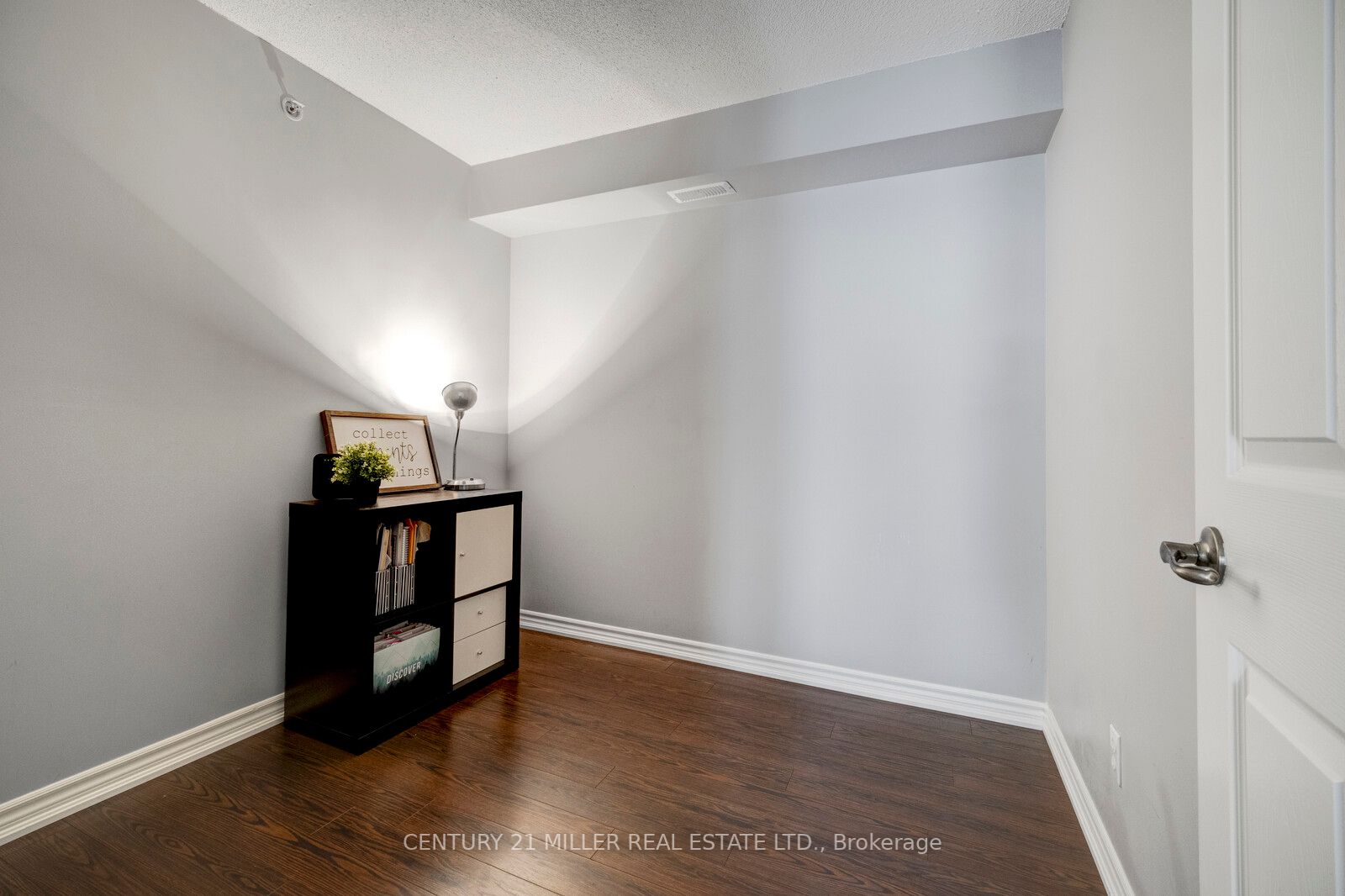 1490 Bishops Gate, #408