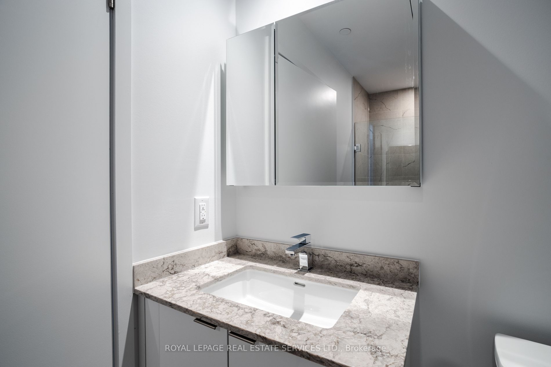 1928 Lake Shore Blvd W, #3915
