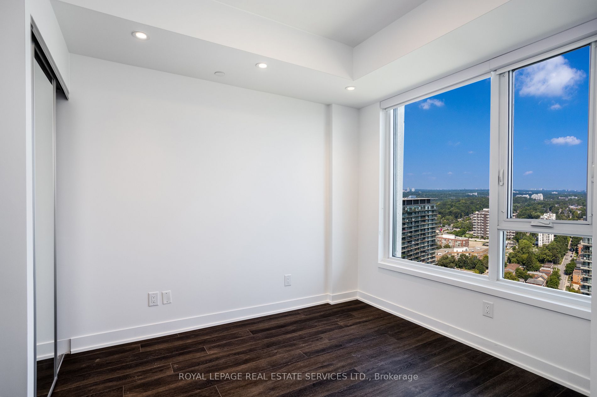 1928 Lake Shore Blvd W, #3915
