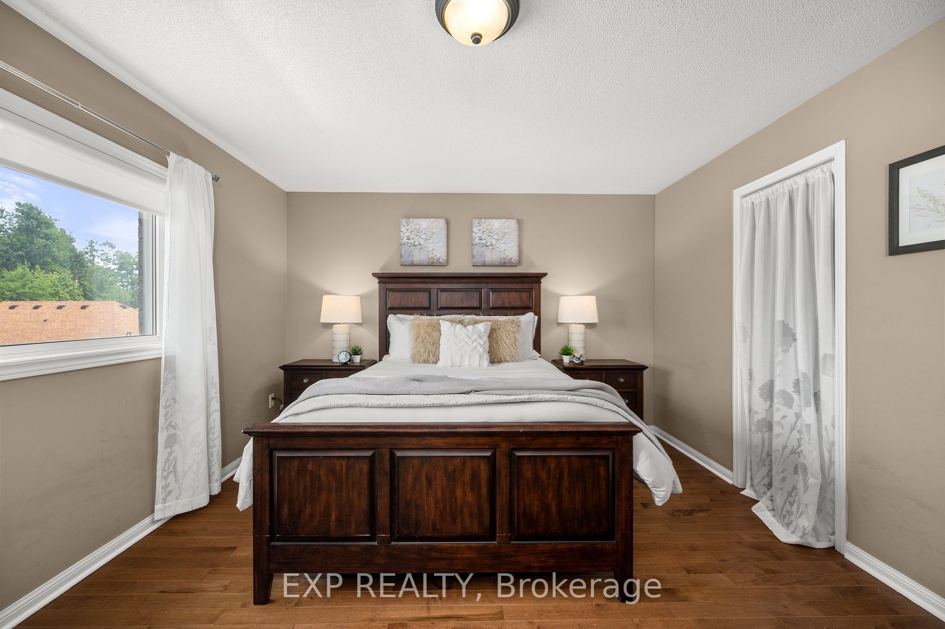 30 Flintwood Ave
